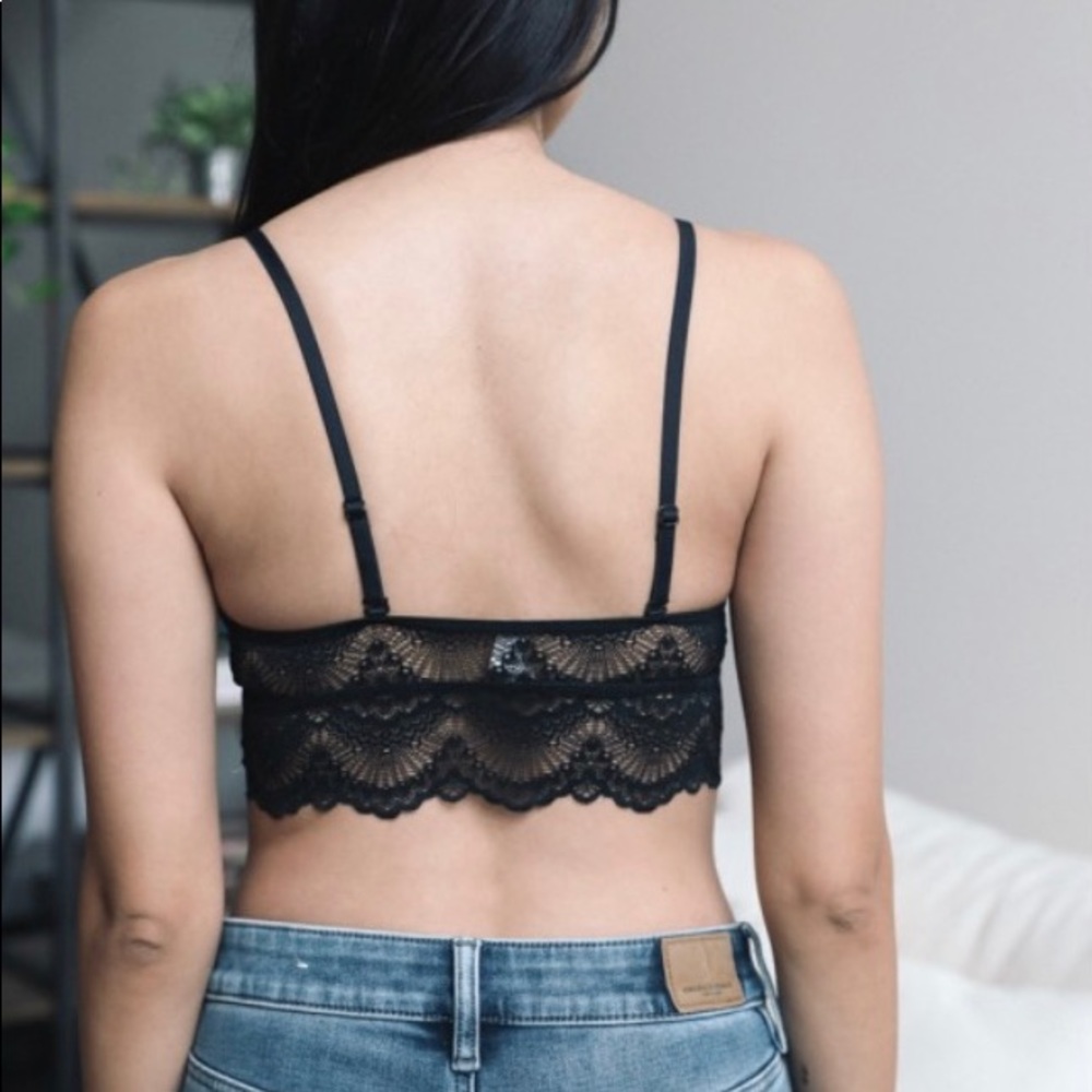 ♦️ LAST 2 Structured Scalloped Lace Bralette - Picture 2 of 8